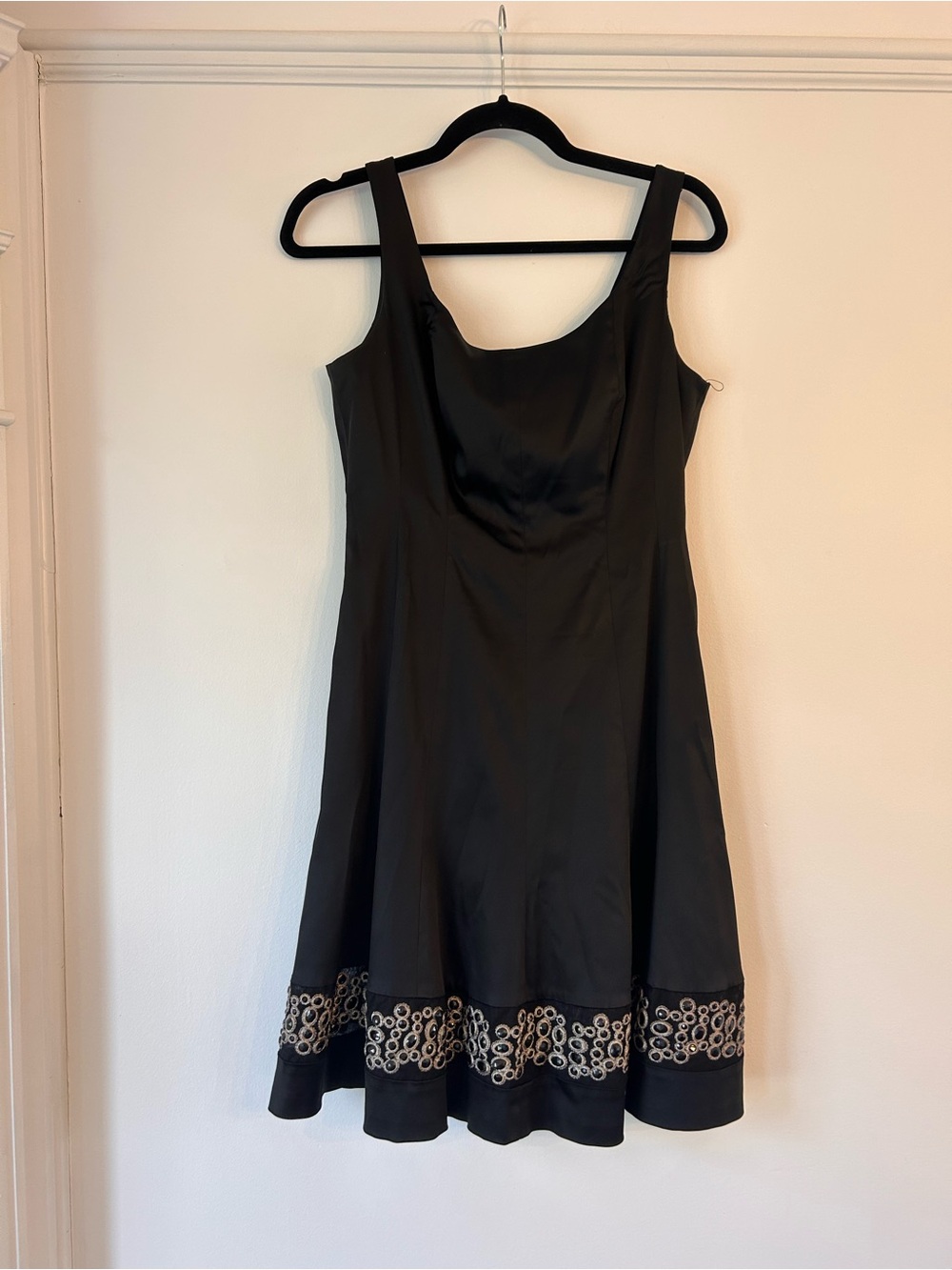 Nine West Black Sleeveless A-Line Mini Dress with Embroidered Hem